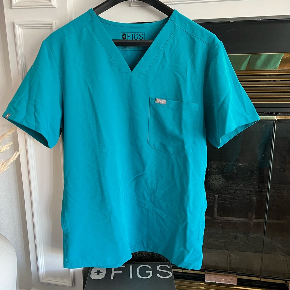 Figs Men’s Limited Edition Teal 3-pocket Scrub Shirt